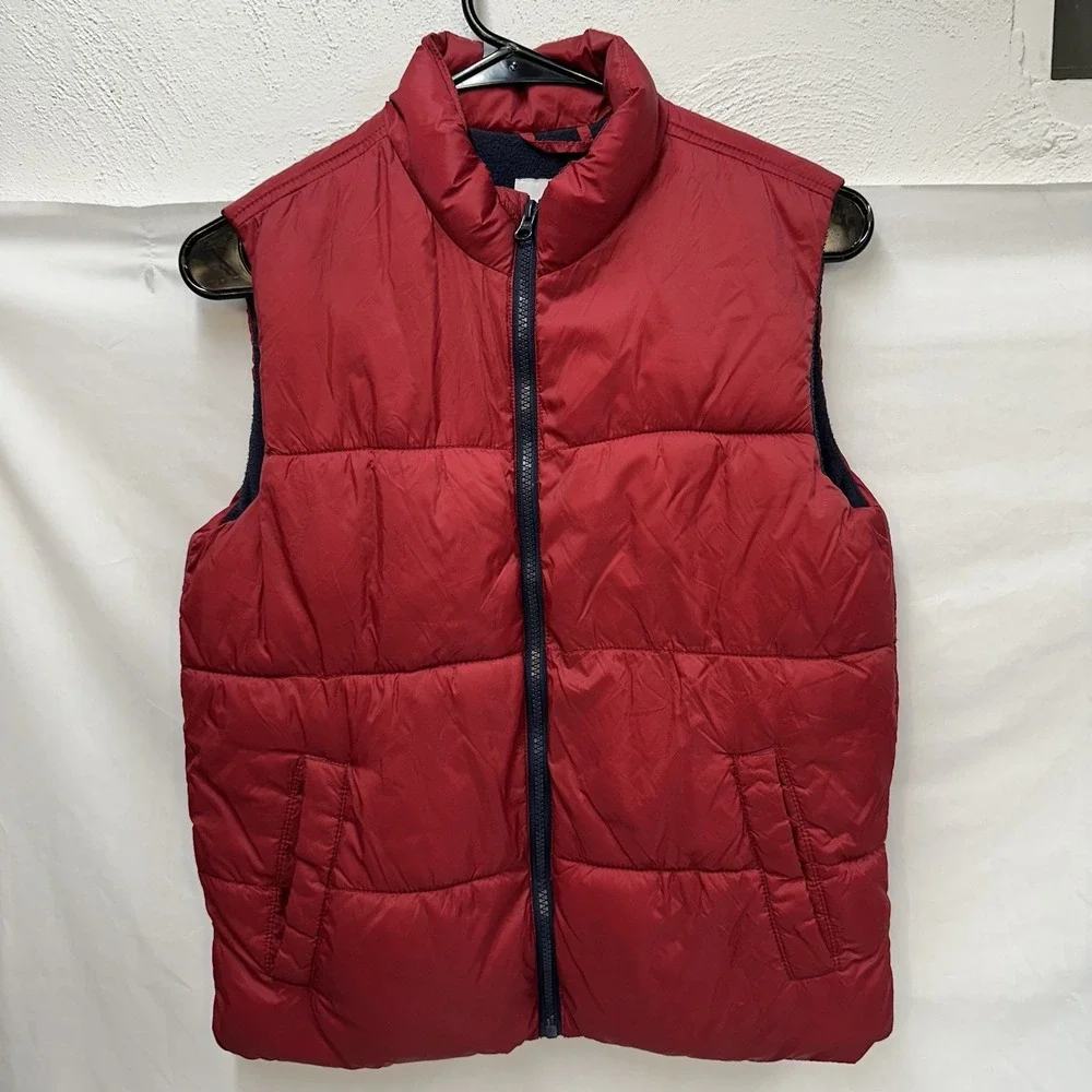 Old Navy Water-Resistant Puffer Vest Youth L Red with blue fleece‎ lining.